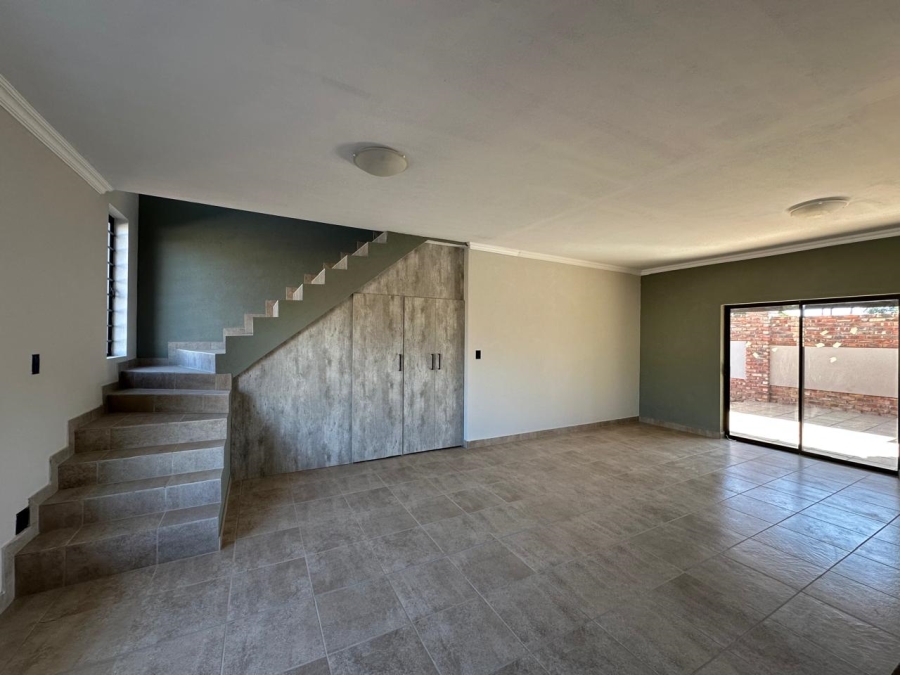 3 Bedroom Property for Sale in Waterval East North West